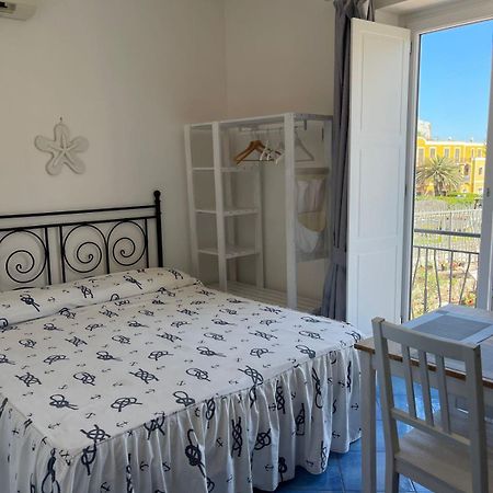 Ponza Inn- Casa Giovanna Экстерьер фото