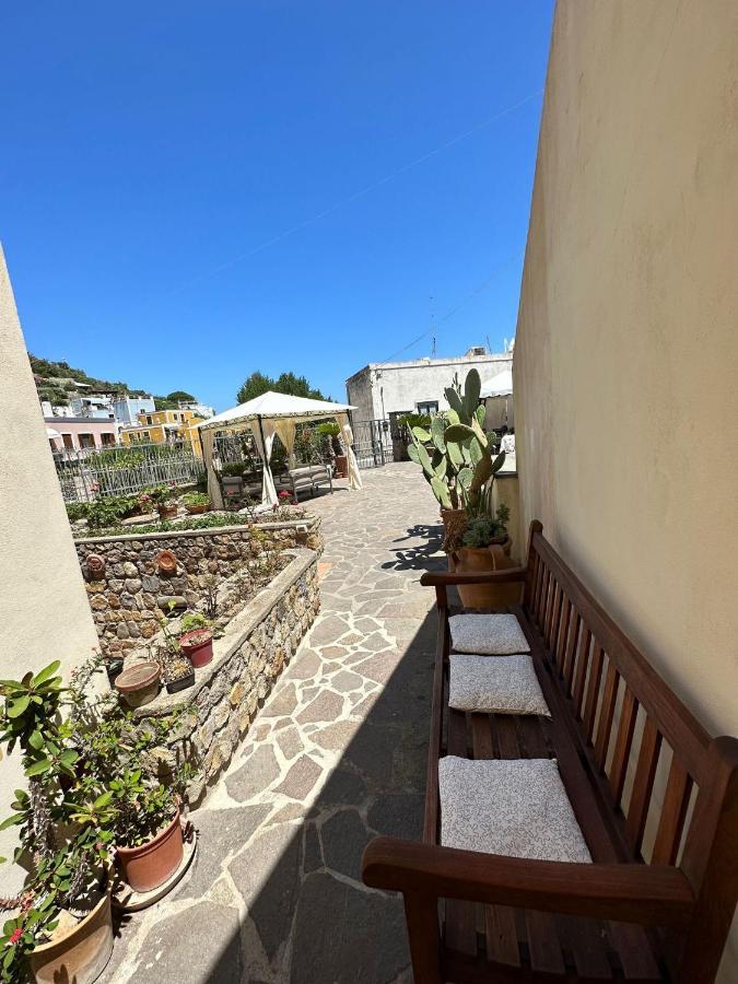 Ponza Inn- Casa Giovanna Экстерьер фото